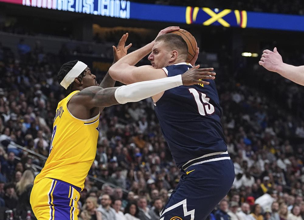 尽管他在2 尽管他在2