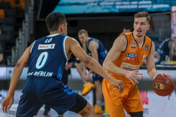 重新崛起的 重新崛起的